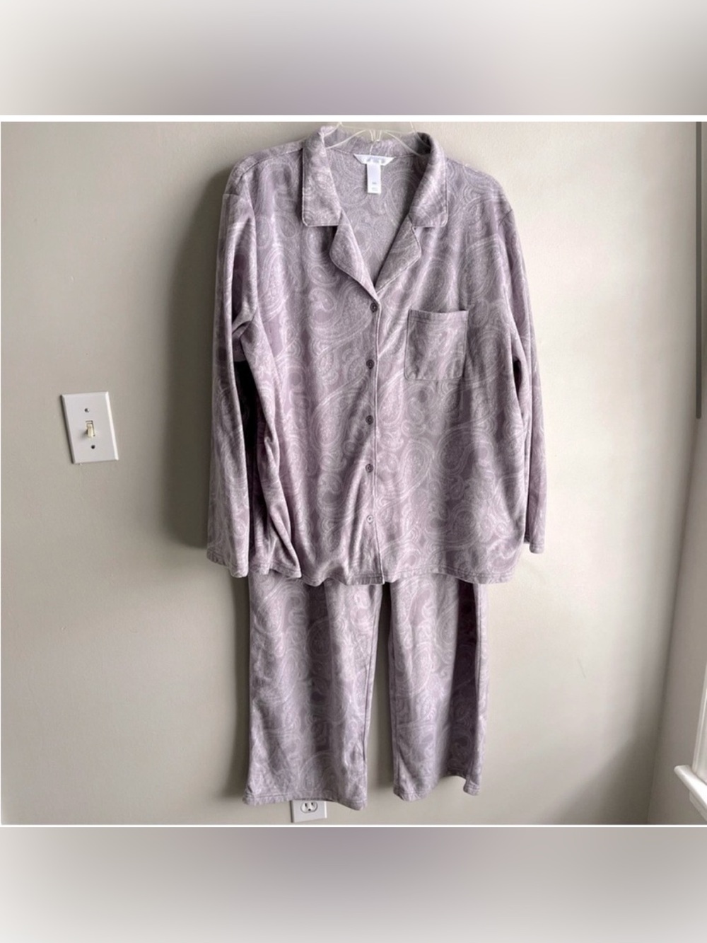 Adonna Sleepwear Lilac Purple Paisley Pajamas Button Front Top XXL
